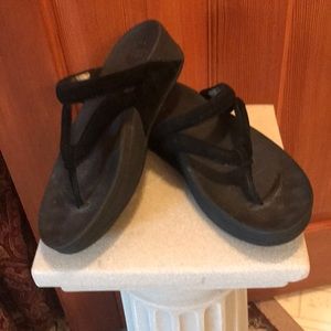 Gently used Fit Flop sandals